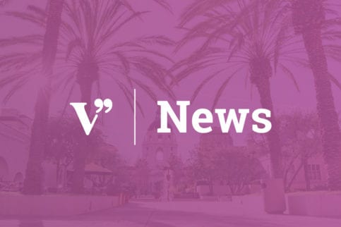 V 新闻 text over purple background